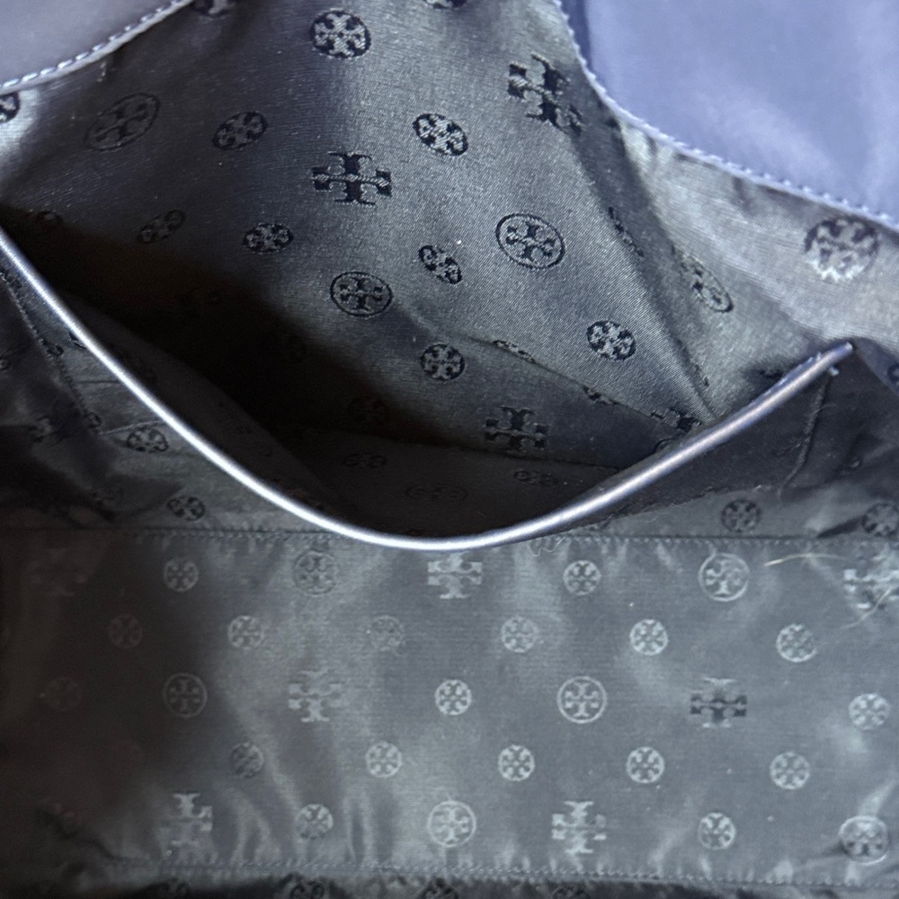 NWOT Tory Burch Midnight Blue Ella Nylon Tote - Picture 13 of 13